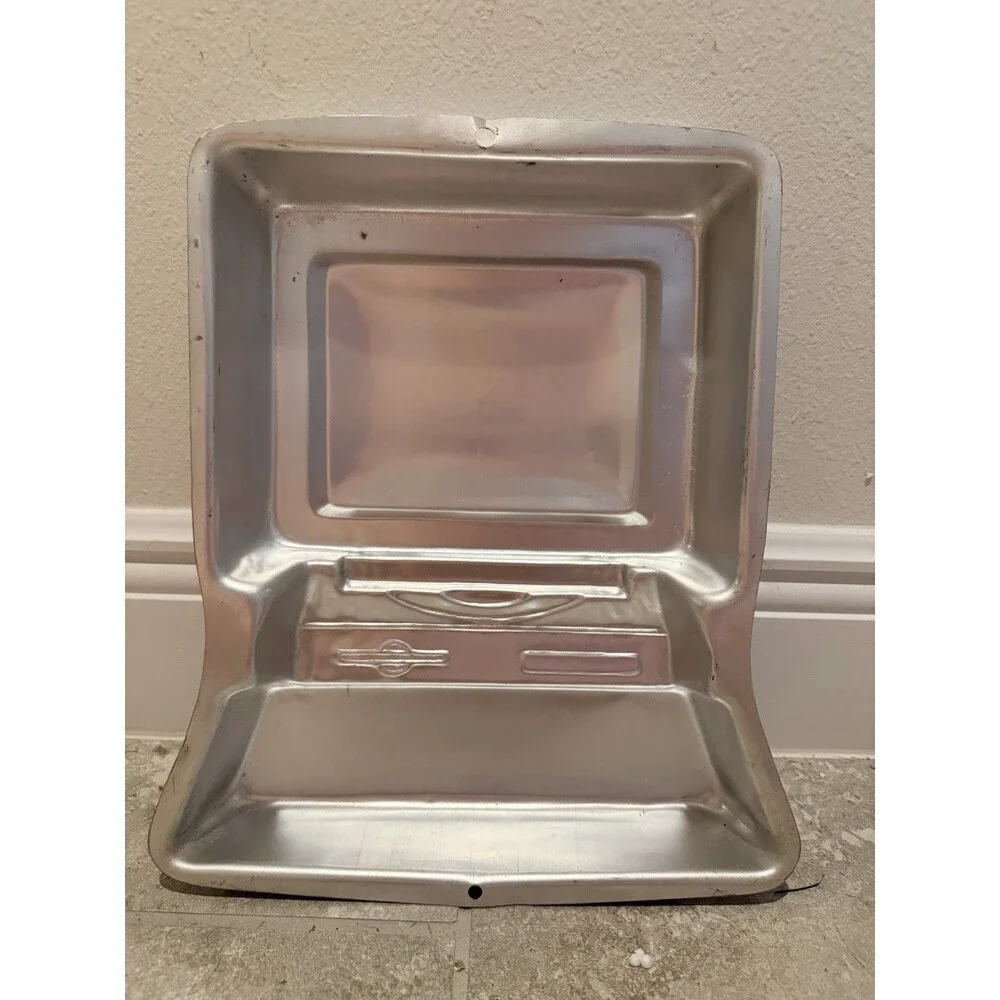 Vintage Wilton 1997 Desktop Computer Cake Pan Mold 2105-1519